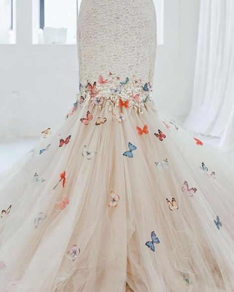 Our OG “Aurelia” gown comes to life with enchanted rainbow butterflies 🌈🦋✨ Looking for a most whimsical and unique way to add a pop of color and texture to your wedding dress? Welcome to our kaleidoscope of butterflies! Did you know that you can customize ANY Lauren Elaine gown to feature almost any color of the rainbow – AND you can also add rainbow and ombre butterflies? Add our whimsical organza bridal rainbow butterfly detailing to ANY Lauren Elaine gown or Accessory. Featuring multi-... Lauren Elaine Bridal, Whimsical Wedding Dress, Organza Bridal, Wedding Dresses Whimsical, Rainbow Butterflies, Rainbow Butterfly, Doll Ideas, Whimsical Wedding, The Rainbow