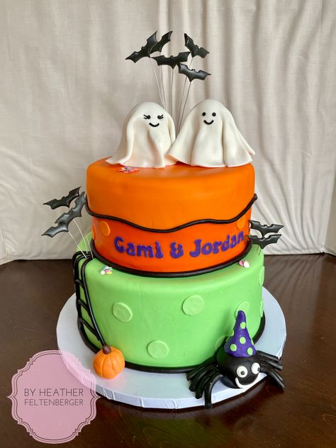 Twin ghosts 2-tier birthday cake, bats and spider 2 Spooky Birthday, Spooky Birthday Cake, Birthday Cake Halloween, Halloween Birthday Cake, Halloween Birthday Cakes, Tiered Cakes Birthday, Boy Girl Twins, Boy Birthday Cake, Cakes For Boys