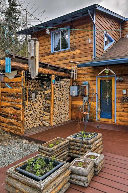 Alaska Home Aesthetic, Alaska Homes Interior, Cabins In Alaska, Alaskan Cabin Interior, Alaska Cabin Off Grid, Alaska Log Cabins, Alaska House Interior, Alaska Cabin Interior, Alaska Living Homesteads