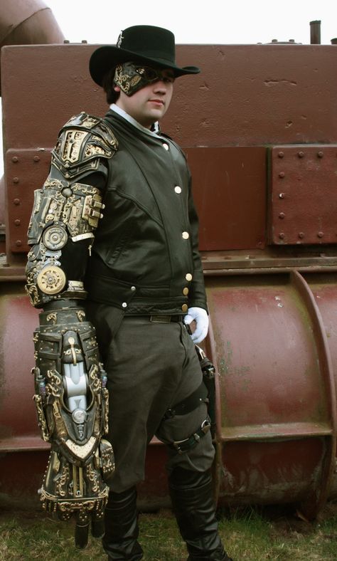 Guys 004 Steampunk Arm, Moda Steampunk, Steampunk Man, Steampunk Gadgets, Even If, Steampunk Men, Mode Steampunk, Steampunk Couture, Mechanical Arm