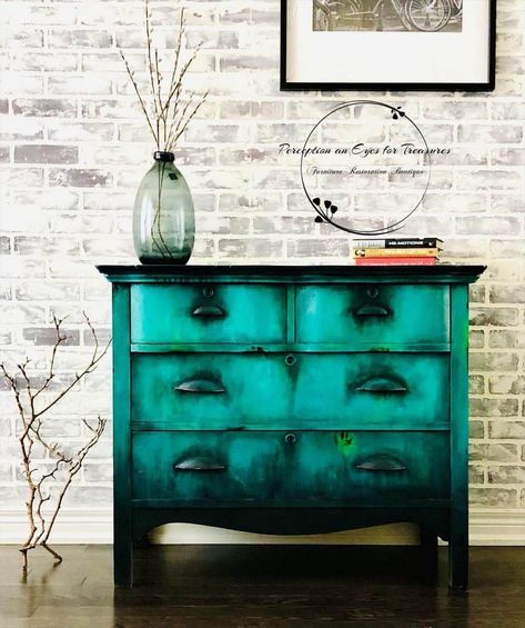 Chalk Painted Desk Ideas, Dark Chalk Paint Furniture, Alcove Desks, Chalk Paint Furniture Ideas, Paint Furniture Ideas, Teal Painted Furniture, Turquoise Painted Furniture, Best Chalk Paint, Turquoise Furniture