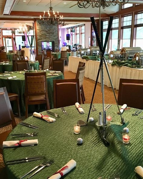 Golf Table Decorating Ideas, Golf Event Decor, Golf Table Decorations, Golf Centerpieces, Caddy Shack, Sports Banquet, Outdoor Graduation Parties, Banquet Ideas, Golf Birthday Party