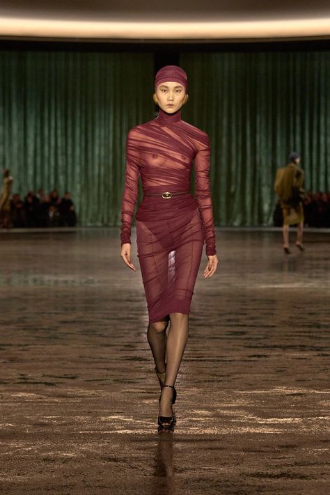 Saint Laurent Fall 2024 Ready-to-Wear Collection | Vogue Saint Laurent Fashion, Vogue France, Saint Laurent Paris, Bohemian Clothes, Fall 2024, Beautiful Gowns, Color Trends, Winter Women, Paris Fashion