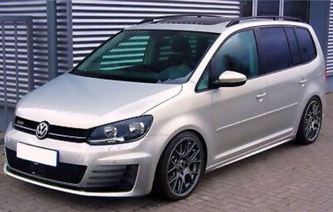 Vw Touran Modified, Touran Vw, Vw Modified, Work Van, Volkswagen Golf Mk1, Golf Mk1, Volkswagen Touran, Bmw Classic Cars, Vw Touran