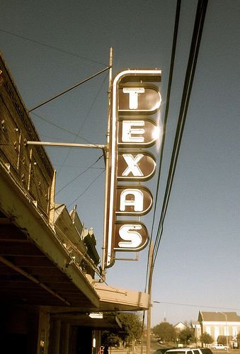 Texas Theater - Ballinger, Texas Texas Signs, Long Robes, Texas Life, Moving To Texas, Vision Board Photos, Loving Texas, Cowgirl Aesthetic, Western Aesthetic, Elegant Embroidery