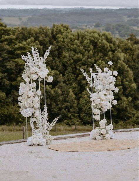 Wedding Arbors, Ceremony Details, Modern Wedding Flowers, Wedding Reception Flowers, Micro Weddings, Wedding Arbour, Reception Flowers, Wedding Ceremony Flowers, White Wedding Flowers