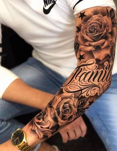 Rosen Tattoo Mann, Tato Lengan Bawah, Half Sleeve Tattoos Forearm, Rose Tattoo Sleeve, Rose Tattoos For Men, Tattoos Men, Men Tattoos Arm Sleeve, Tattoos Sleeve, Tato Lengan