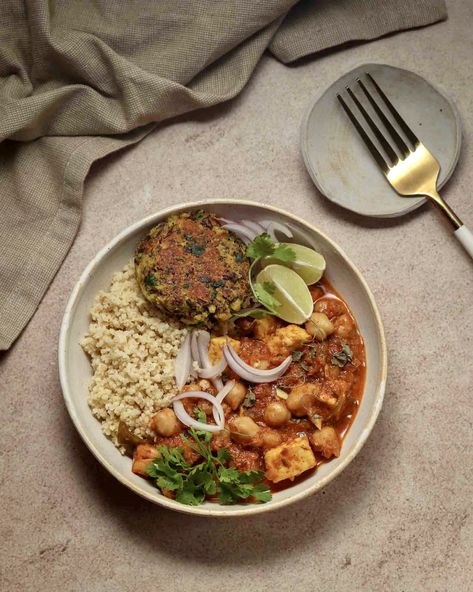 Foxtail Millet Bowl with Chickpeas & Paneer Curry No Rice Dinner Ideas, Paneer Bowl, Millet Bowl, Meals Gluten Free, Cookie Gluten Free, Indian Diet Recipes, Healthy Breakfast Menu, Dinner Gluten Free, Brownies Gluten Free