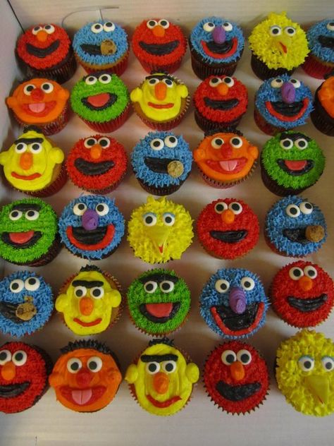 Elmo, Cookie, Grover, Bird, Oscar, Bert, Ernie (Flat Heads) Sesame Street Birthday Party Ideas Boy, Elmo Birthday Party Boy, Sesame Street Birthday Cakes, Sesame Street Cupcakes, Speciality Cakes, Sesame Street Cake, Elmo Cookies, Elmo Cake, Cookie Monster Birthday