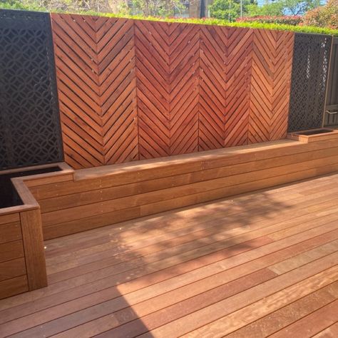 Our client started with a bare back garden and envisioned transforming it into a vibrant, functional outdoor space. By choosing Merbau decking, they achieved a stunning transformation that combines durability, beauty, and practicality. The new Merbau deck has completely revitalized their garden, providing a perfect area for relaxation and entertainment. Merbau Decking, Front Deck, Back Garden, Planter Boxes, Lake House, Outdoor Space, Relaxation, Lake, Entertainment