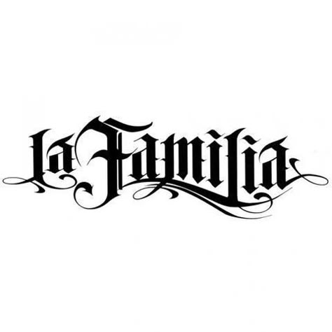 La Familia Tattoo Lettering, Letras Cool, Tattoo Lettering Design, Chicano Lettering, Family Tattoo Designs, Gangsta Tattoos, Brown Pride, Chicano Art Tattoos, Chicano Drawings