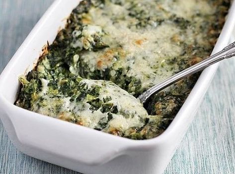 ina Garten creamed spinach gratin. We've collected Ina Garten's best recipes to make all your Christmas dinner dreams come true. We've got every recipe you need for the best holiday menu yet. Here, 19 of our favorite Barefoot Contessa recipes, from appetizers to dessert. Creamed Spinach Gratin, Spinach Gratin, Best Ina Garten Recipes, Steakhouse Recipes, Barefoot Contessa Recipes, Spinach Bake, Spinach Casserole, Solar Return, Ina Garten Recipes