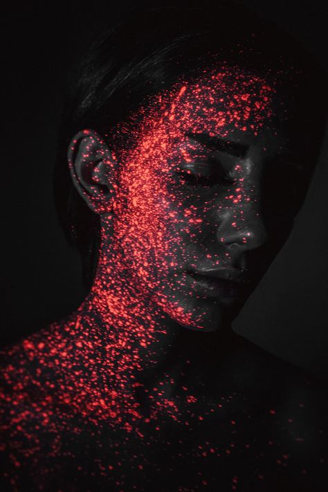 BlackLight on Behance Uv Photography, Neon Photoshoot, Classic Portrait, Neon Photography, Dark Portrait, Paint Photography, Portrait Photos, Dark Photography, Creative Portraits