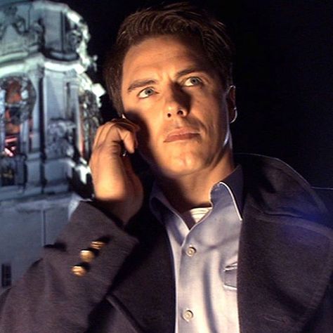 Jack Harkness Aesthetic, Jack Harkness Icon, Doctor Who 9, Jack Johns, Martha Jones, Captain Jack Harkness, Jack Harkness, John Barrowman, Clara Oswald