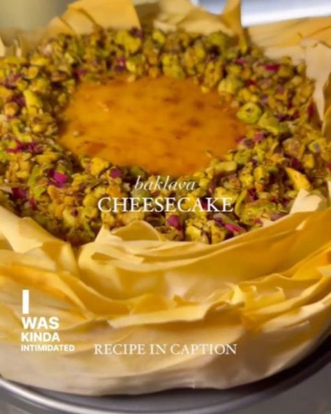 The Foodie Alvia, Baklava Cheesecake, Foodie Food, Baklava, Cooking Dinner, Food Pictures, Food Lover, Food Blogger, Food Blog