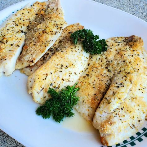 Easy, Excellent Baked Flounder Flounder Recipes Healthy, Flounder Recipes Baked, Flounder Fillet Recipes, Grilled Flounder, Flounder Fish Recipes, Fried Flounder, Fish Casserole, Flounder Fillet, Flounder Recipes