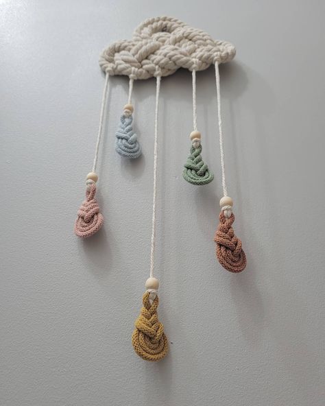 Nursery Macrame, Macrame For Nursery, Baby Macrame Ideas, Macrame Mobile, Nursery Macrame Wall Hanging, Macrame For Kids, Macrame Ideas Projects, Macrame Baby Mobile, Macrame Cloud Diy