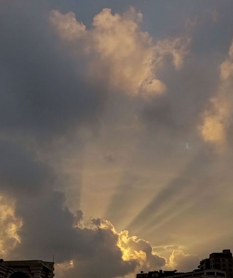 Sun Coming Through Clouds, Clouds With Sun Rays, Sun Rays Through Clouds, Process Portfolio, Crepuscular Rays, Art Final, Inspiration Painting, Sunset Clouds, Sun Rays