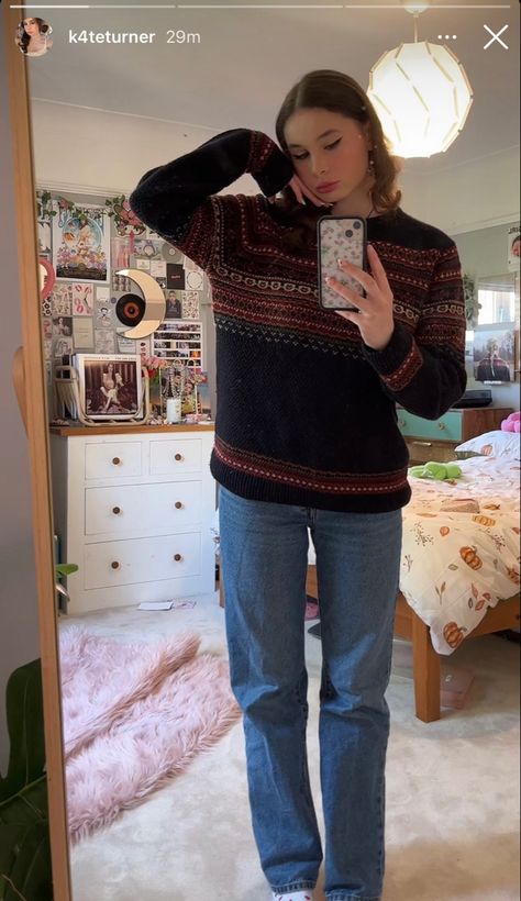 Kate Turner, Wooly Jumper, Ethereal Aesthetic, Jumper Outfit, Retail Therapy, Cute Fits, Fitness Inspo, Lana Del Rey, Bell Bottom Jeans