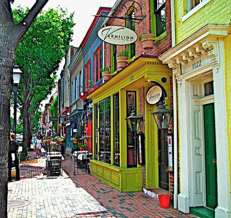 Best Downtown – Old Town Alexandria. Loaded with history, but balanced with modern fun, Alexandria was named one of Livability.com’s top 10 choices for best downtowns around the country. Located on the Potomac, just 6 miles from Washington, D.C., Alexandria offer a beautiful historic district, museums, theaters and shopping. It was also named one of Livability.com’s Best Cities for Foodies in 2013. Living In Virginia, Moving To Richmond Virginia, Moving To Virginia, Best Places To Live In Us, Alexandria Virginia, Virginia Usa, Virginia Vacation, Old Town Alexandria, Virginia Travel