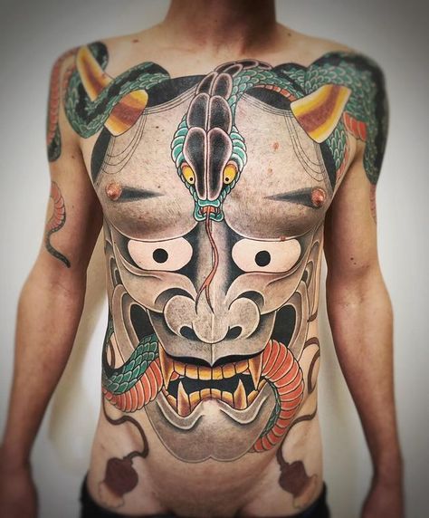 Traditional Japanese Tattoo, Tattoo Van, Worlds Best Tattoos, Traditional Japanese Tattoos, Japanese Tattoo, Tattoo Shop, Traditional Japanese, Rotterdam, Body Art Tattoos