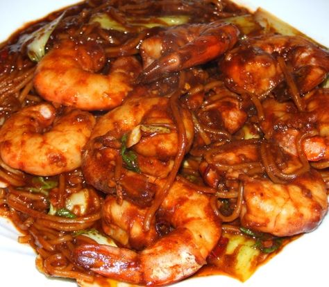 Singapore Chilli Prawns Shrimp) Recipe - Food.com Singapore Kitchen, Butterfly Shrimp, Chilli Prawns, Chili Shrimp, Prawn Shrimp, Prawn Recipes, Singapore Food, Cooking Seafood, Shrimp Dishes