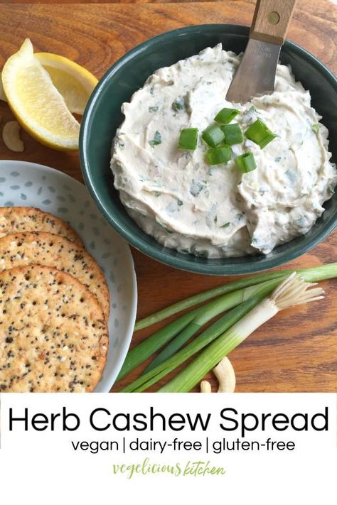 Blue Cheese Cream Cheese Dip, Hosting Food, Christmas Hosting, Vegan Spread, Blue Cheese Dip, Vegan Dip, Cream Cheese Spreads, Veggie Dip, Cashew Cream