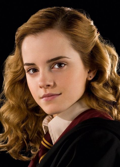 Humour Harry Potter, Harry Potter Female Characters, Alex Watson, Harry Potter Witch, Harry Potter Wiki, Emma Watson Harry Potter, Ron Hermione, Harry Potter Hermione Granger, Images Harry Potter