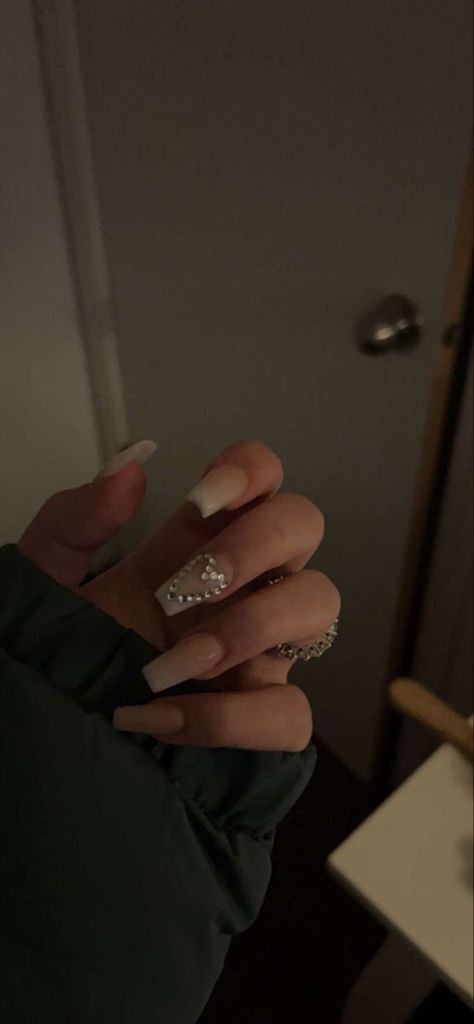 nails Coffin Acrylic Nails Aesthetic, Gem Coffin Acrylic Nails, Heart Nails Rhinestones, Rhinestone Nails Aesthetic, White Nails With Heart Rhinestones, Heart Rhinestone Nails Bling, Rhinestone Initial Nails, Prom Nails Rhinestones, Gem Heart Nails