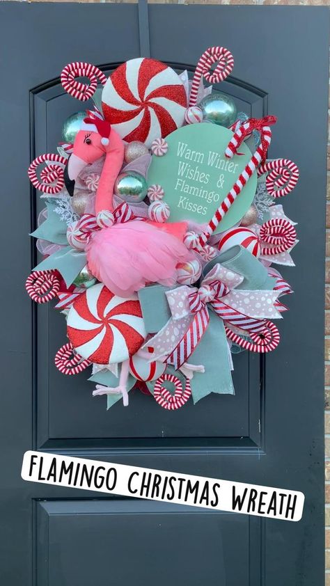 Christmas Wreaths Outdoor, Christmas Contests, Flamingo Craft, Flamingo Theme, Hawaiian Christmas, Flamingo Decor, Tropical Christmas, Flamingo Christmas, Christmas Parade