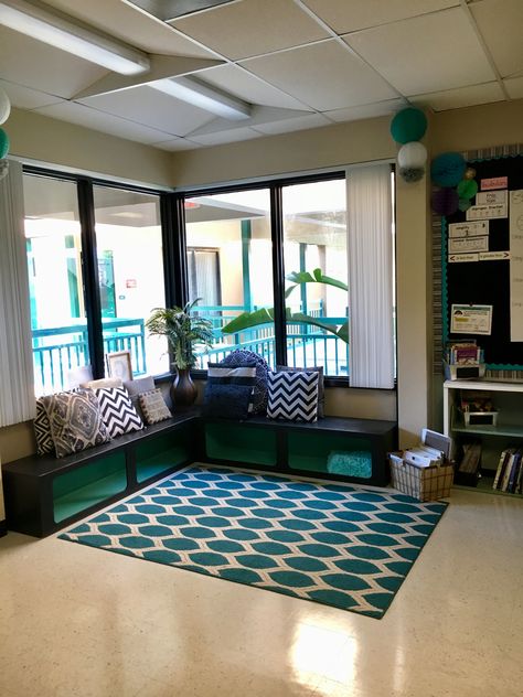 Teal Classroom Decor, Teal Classroom, Black Classroom, Teachers Room, Dream Classroom, Organized Classroom, Teal Decor, Flexible Seating, Classroom Theme