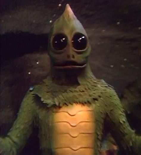 Sleestak in Land of the Lost scared the beejeebees out of me #blastsfromthepast Humanoid Lizard, Lost Season 1, Land Of The Lost, Childhood Memories 70s, Back In My Day, Morning Cartoon, Alternate Universe, Tv Land, Saturday Morning Cartoons