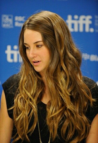 Shailene Woodley has type 2a hair Type 2a Hair, 2a Hair, Toronto International Film Festival, Shailene Woodley, Hair Envy, International Film Festival, Bad Hair, Press Conference, Gorgeous Hair