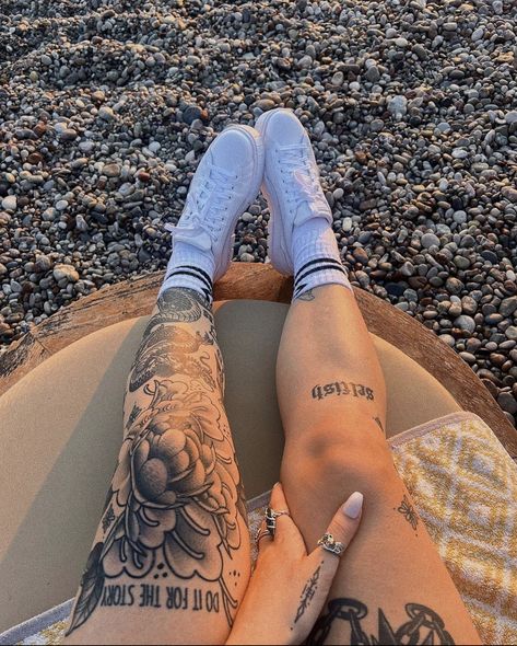 Tattoo Ideas Linework, Black Ink Tattoo Ideas, Arm Traditional Tattoo, Tattoo Ideas Patchwork, Leg Tattoo Sleeve, Patchwork Tattoo Sleeve, Ink Tattoo Ideas, Tattoo Ideas Women, Tattoo Ideas Men