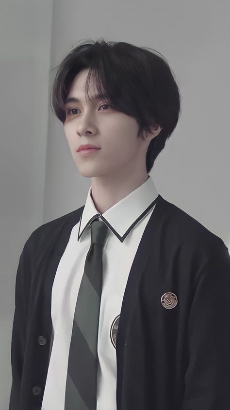 Nct Hendery, Wayv Hendery, Nct Group, Hendery Wayv, Asian Man, 17 Kpop, Prince Eric, Nct Album, Nct Life