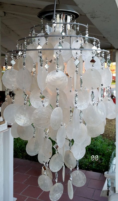 SOLAR CAPIZ SHELL WINDCHIMES/CHANDELIER WHITE CAPIZ CHIMES WITH SOLAR LIGHT Shell Windchimes, Canning Jar Lights, Shell Lights, Seashell Chandelier, Capiz Shell Chandelier, Mason Jar Light Fixture, Solar Light Crafts, Shell Chandelier, Diy Lampe