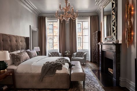 Philadelphia Townhouse, Historic Philadelphia, Beautiful Bedroom, Traditional Bedroom, Curtain Designs, Interior Deco, Elegant Homes, Contemporary Living, Apartment Ideas