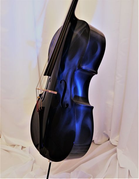 Violin Core, Black Cello, Viola Instrument, Cool Violins, Violin Instrument, Violin Design, Violin Art, Instruments Art, Electric Violin