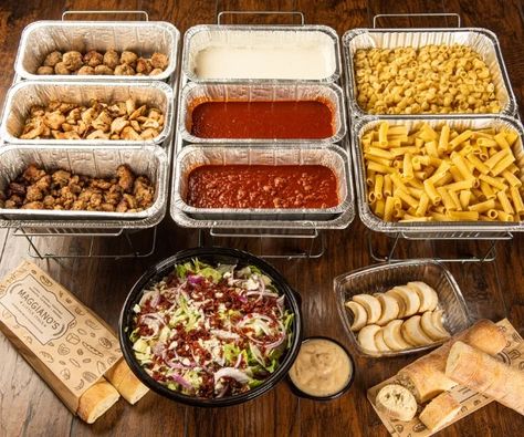 Pasta Bar Ideas, Pasta Bar Party, Team Meal, Party Food Bars, Team Dinner, Italian Dinner Party, Italian Party, Pasta Party, Pasta Bar