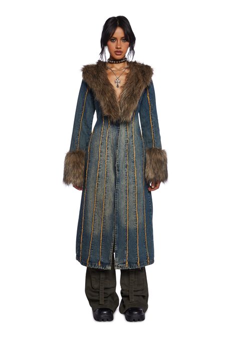 Current Mood Fall Denim Maxi Coat With Faux Fur Trim - Blue Fall 2024 Fashion Outfits, Winter Paris Outfits, Snow Outfits, York Outfits, Endless Fashion, Uni Fits, Current Mood Clothing, Rebecca Sugar, Fur Costume