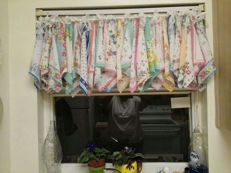 Handkerchief curtains Handkerchief Curtains, Handkerchiefs Crafts, Vintage Handkerchiefs Crafts, Camper Curtains, Chic Curtains, Handkerchief Crafts, Curtains Vintage, Kitchen Windows, Shabby Chic Curtains