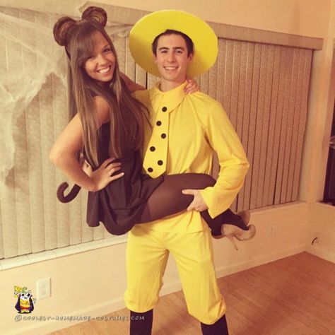 50 Crazy & Creative Couples Halloween Costumes | YourTango Kiara Lion King, Easy Couple Halloween Costumes, Halloween Costumes Diy Couples, Cute Couples Costumes, Unique Couple Halloween Costumes, Halloween Parejas, Holloween Costume, Hallowen Costume, Cute Couple Halloween Costumes