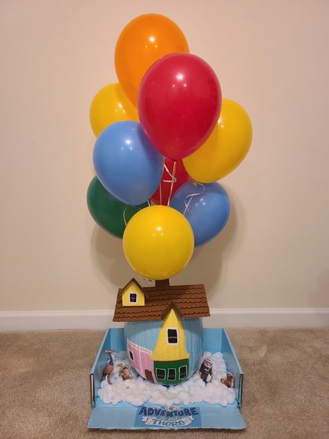 Up House Pumpkin Painting, Pumpkin Painting Ideas Disney Characters, Up Pumpkin Painting, Up House Pumpkin, Up Pumpkin Decorating, No Carve Pumpkin, Pumpkin Decorating Diy, Creative Pumpkin Painting, Creative Pumpkin Decorating