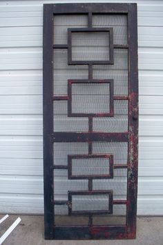 Modern Screen Door, Mid Century Remodel, Wood Screen Door, Wooden Screen Door, Shed Door, Mid Century Exterior, Exterior House Remodel, Pine Doors, Modern Screens