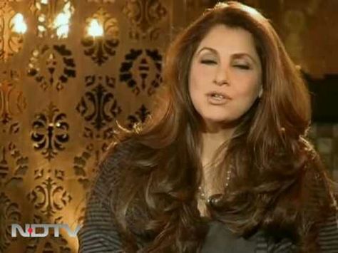 Dimple kapadia Dimple Kapadia, Becoming An Actress, Lob Haircut, Film Industry, Victoria Secret Swim, Elegant Woman, Healthy Hair, Hair Inspo, Beauty Makeup