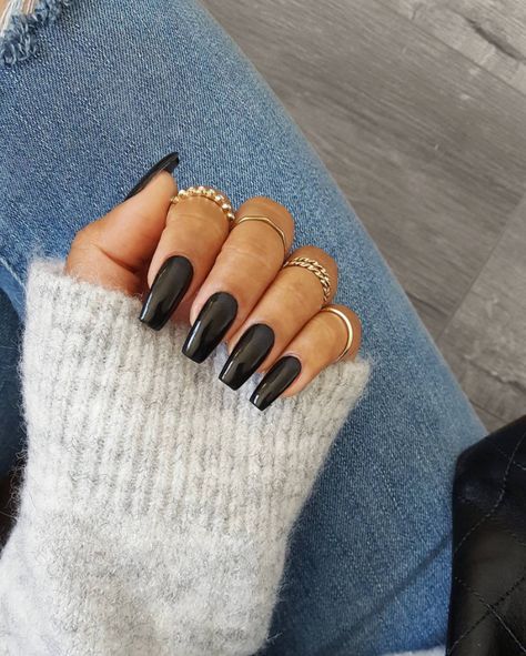 Nails And Rings, January Nail Colors, Black Acrylic Nails, January Nails, Colorful Nail Designs, Coffin Nails Designs, Pretty Acrylic Nails, Best Acrylic Nails, Gorgeous Nails