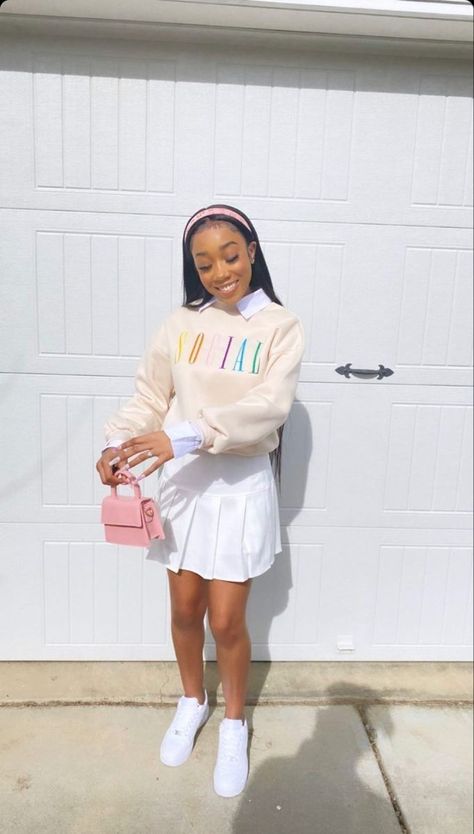 Shirt Snd Skirt Outfit, Baddie Transformation, Preppy Baddie, Birthday Teen, Outfits Birthday, Teen Swag, Picture Day Outfits, Outfits Baddie, Outfits Simple