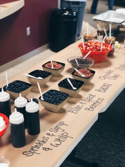 Waffle Bar Graduation Party, Waffle Bar Party, Grad Party Breakfast Ideas, Brunch Open House Ideas, Make Your Own Waffle Bar, Breakfast Graduation Party, Breakfast Grad Party, Breakfast Graduation Party Ideas, Grad Party Brunch