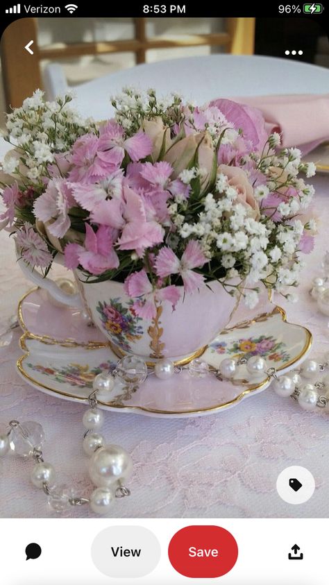 Wedding Tea Cup Centerpieces, Flowers In A Teacup, Tea Party Table Decorations, Bridal Shower Tea Party Theme, Yea Party, Wedding Tea Cups, Wedding Dinner Decor, Tea Party Table Settings, Tea Party Centerpieces