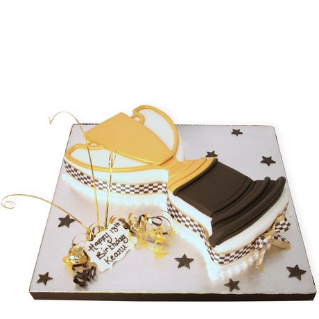 Champions Trophy Cake Trophy Cake, Pie Inspiration, Champion Trophy, Sports Cakes, Police Retirement, 10 Birthday Cake, Dad Birthday Cakes, Gymnastics Birthday, Money Cake